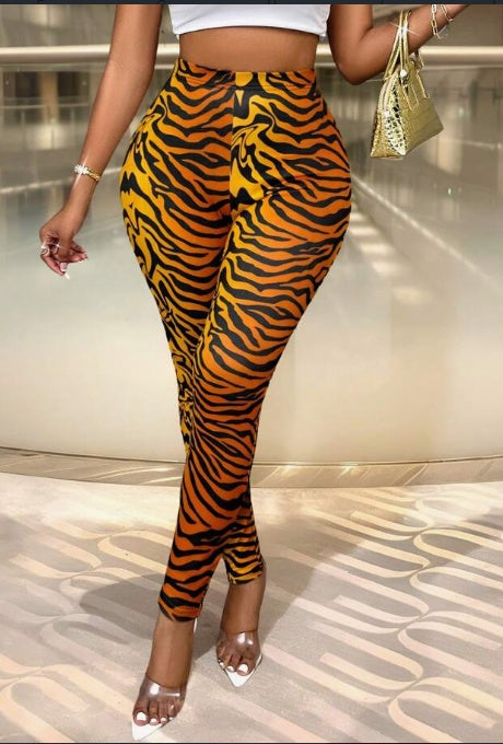 Casual Colorblock Slim Fit Stretchy Random Printed Leggings - Onouthati