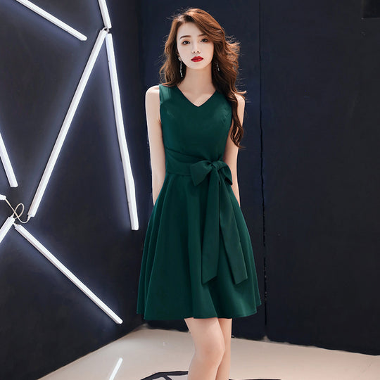Small Green Evening Dress Skirt Women Can Usually Wear Short Simple And Generous Dresses For Banquet Temperament - Onouthati
