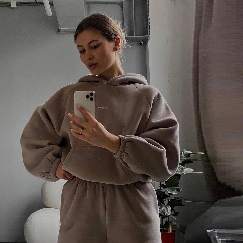Fashionable New Style Sports Knitting Suit For Women - Onouthati