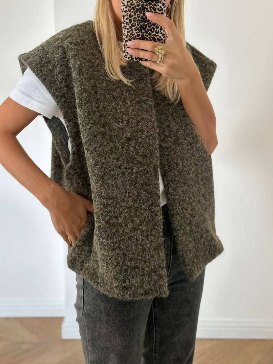 V-neck Double-sided Hand-stitched Wool Overcoat Vest - Onouthati