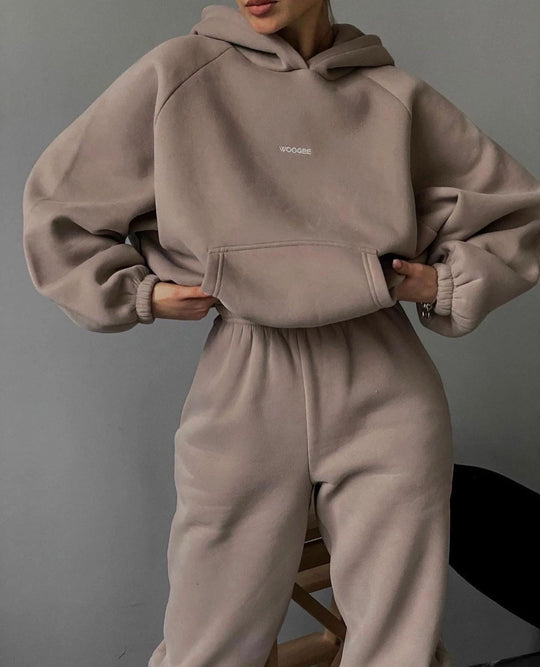 Fashionable New Style Sports Knitting Suit For Women - Onouthati
