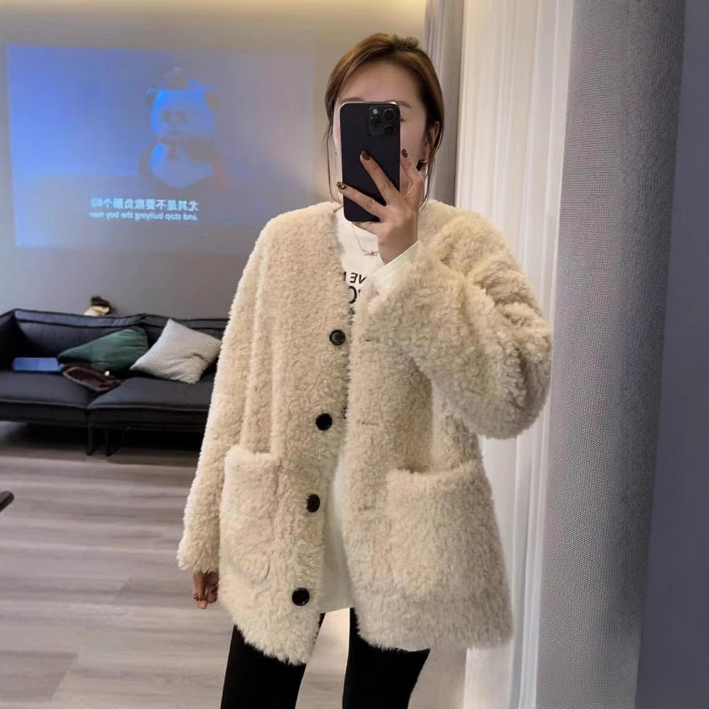 Loose And Warm Lamb Wool Top Coat For Women - Onouthati