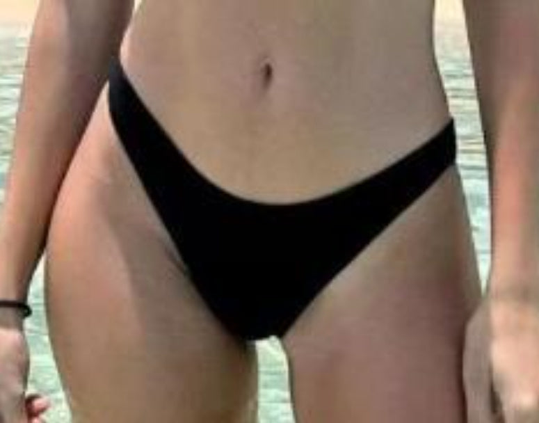 No Sun Marks Breathable Banded Bikini Swimsuit For Women - Onouthati
