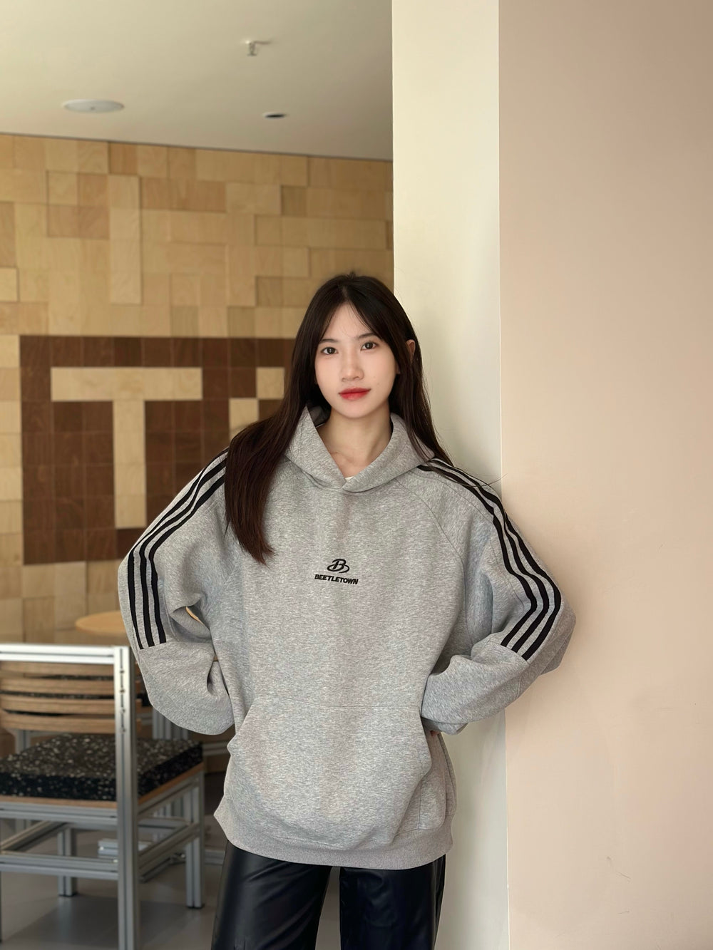 Retro Sports Raglan Striped Hooded Sweater For Women - Onouthati