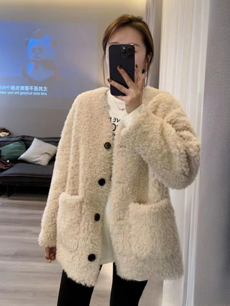 Loose And Warm Lamb Wool Top Coat For Women - Onouthati