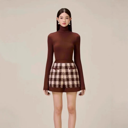 Houndstooth Woolen Cape Coat Shorts - Onouthati