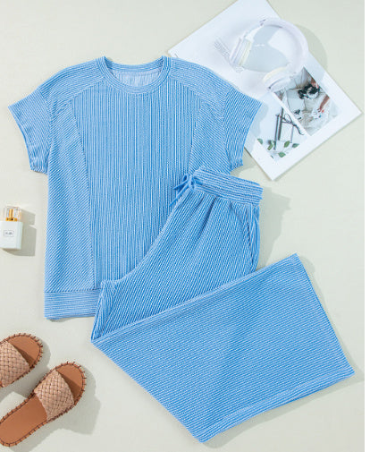 Blue Solid Corded Knit Short Sleeve T Shirt And Wide Leg Pants Set - Onouthati