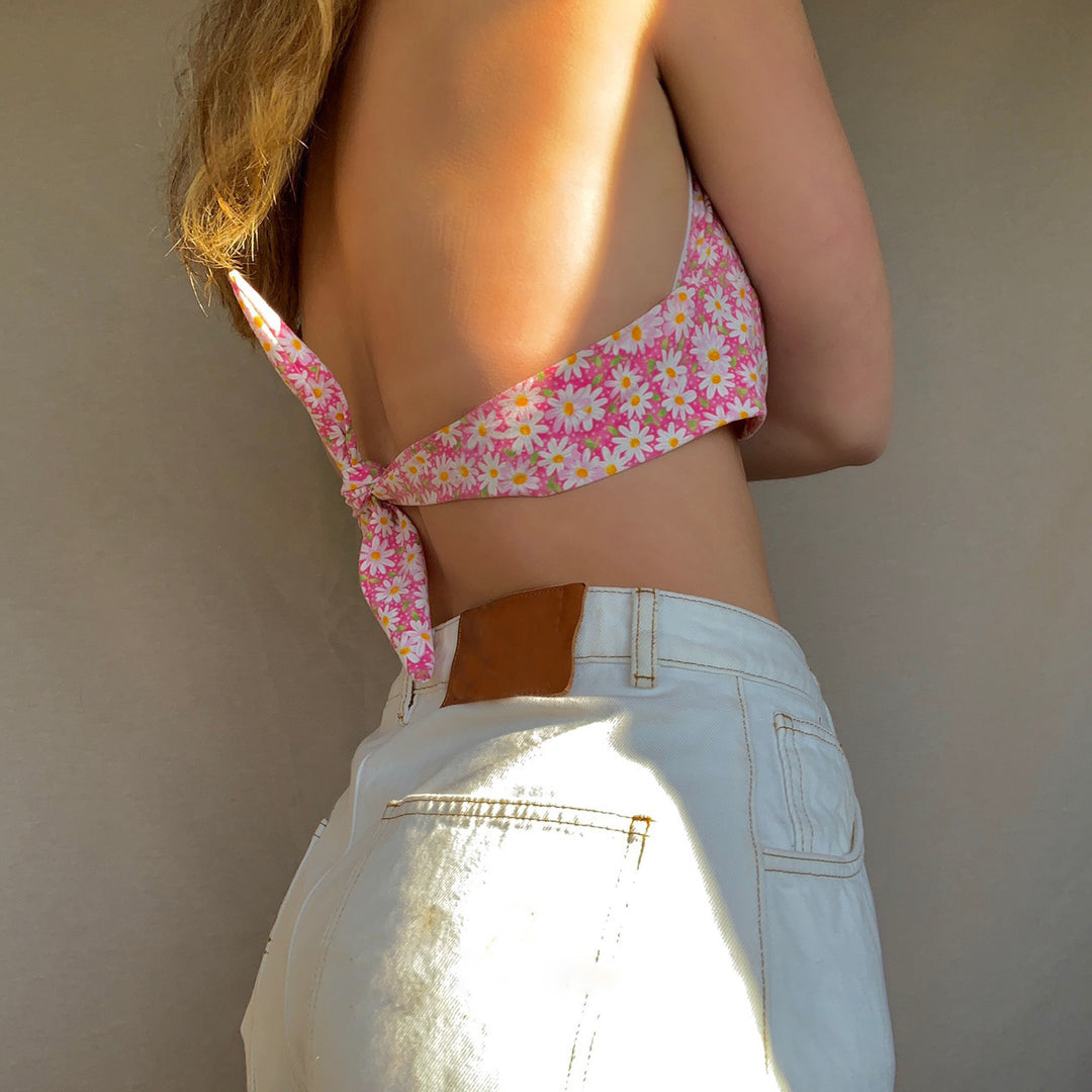 Sexy Deep V-Neck Floral Print Ring Lace Trendy Halter Halter Vest - Onouthati